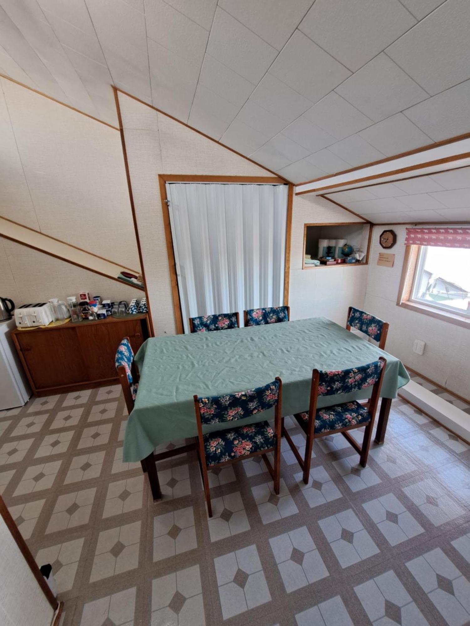 Polar Bear Bed And Breakfast Churchill Buitenkant foto